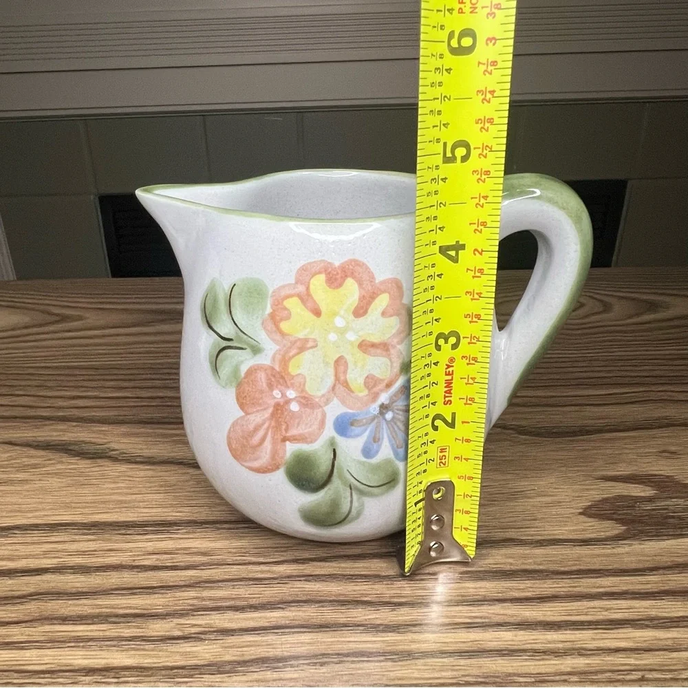 Louisville Stoneware Pottery Pitcher-Floral - Picture 8 of 12